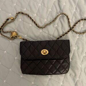 Black Quilted Chain crossbody Bag